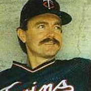 Bert Blyleven (THE TOPPS COMPANY)