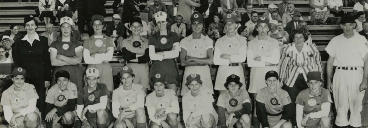 1954 AAGPBL all-star game (NATIONAL BASEBALL HALL OF FAME LIBRARY)