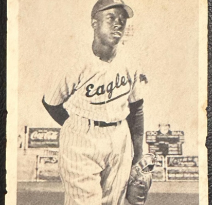 1952 Globe Printing Dave Hoskins baseball card
