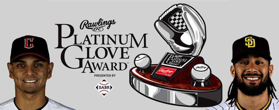 2023 Rawlings Platinum Glove Award winners: Andres Giménez and Fernando Tatis Jr.